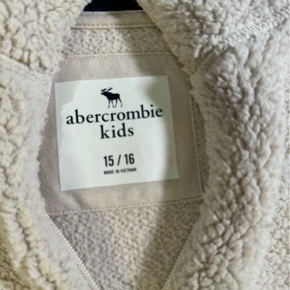 Abercrombie Kids Size 15/16 Faux Sherpa 1/4 Zip Pullover Sweater Cozy Warm - Picture 9 of 10